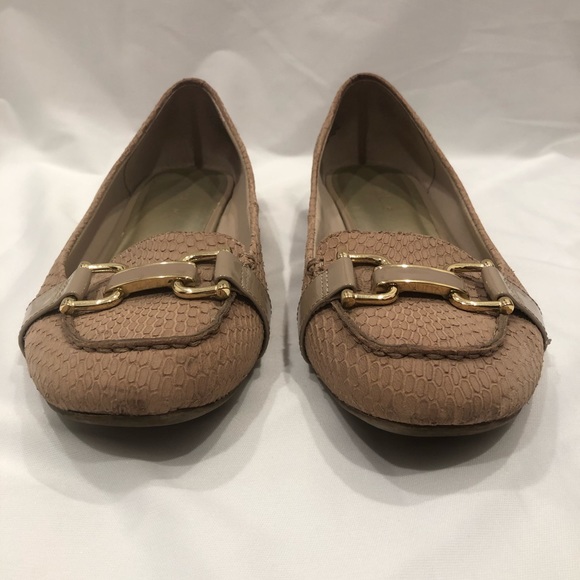 Kelly & Katie Light Pink Karena Loafers - Picture 2 of 9